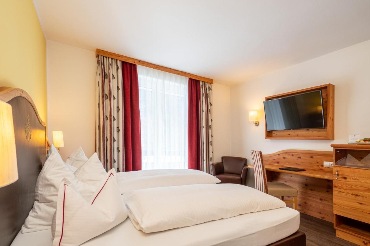 Hotel Trattlerhof Bad Kleinkirchheim Ngoại thất bức ảnh